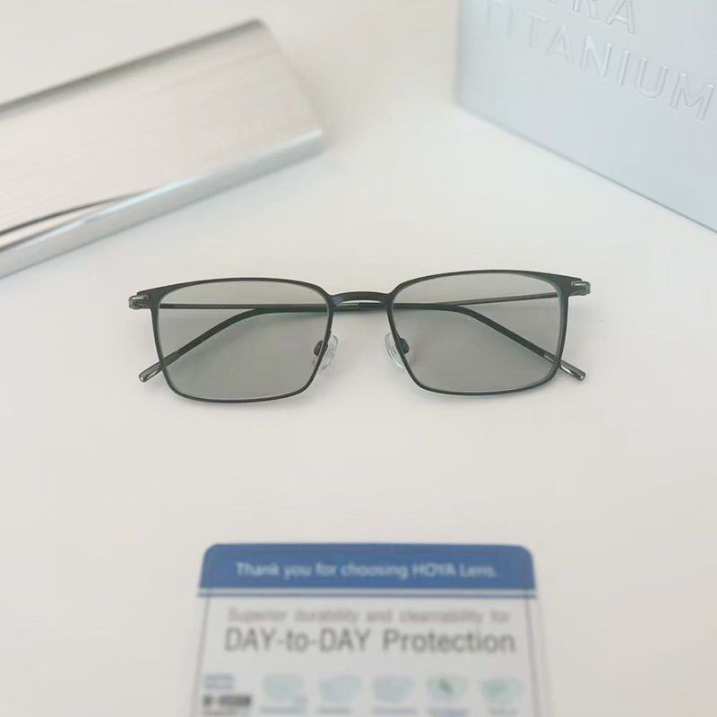 Global-Eye-Pattaya-Dr-Mo-Vision-Eyewear-Eye-Care-233