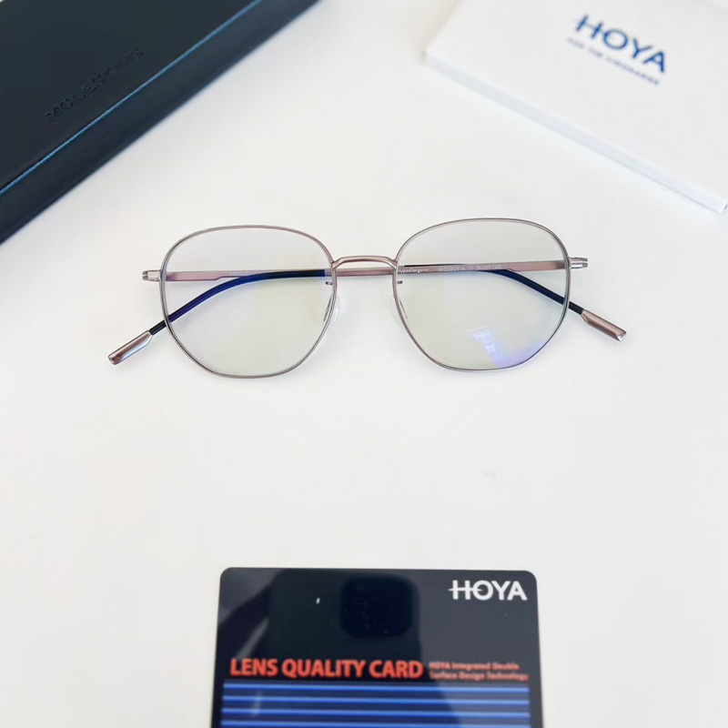 Global-Eye-Pattaya-Dr-Mo-Vision-Eyewear-Eye-Care-255